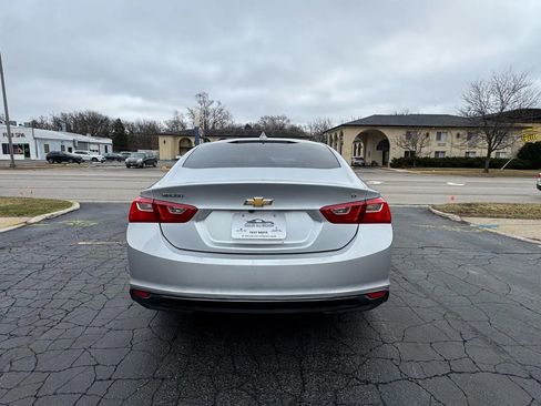 Used 2018 Chevrolet Malibu LT image 11