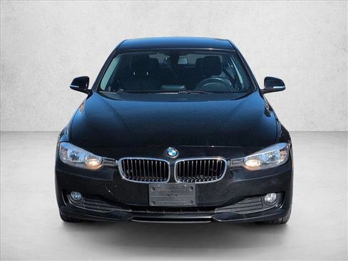 Used 2015 BMW 320i Sedan image 2