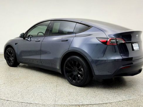 Used 2023 Tesla Model Y Long Range AWD/4WD image 7
