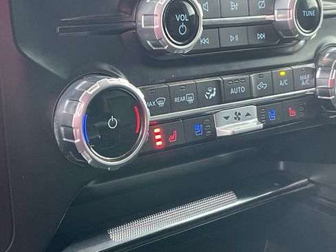 Used 2023 Ford F150 Lariat image 17