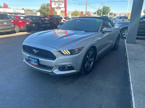 Used 2015 Ford Mustang Convertible w/ Equipment Group 051A image 2