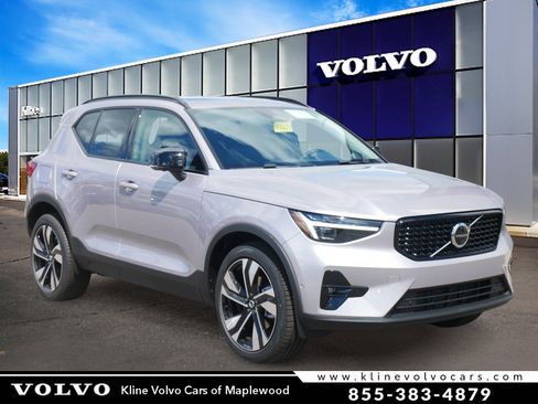 New 2026 Volvo XC40 B5 Plus w/ Climate Package image 1