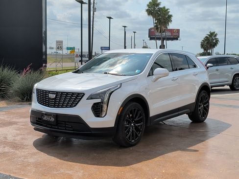 Used 2023 Cadillac XT4 Luxury FWD image 5
