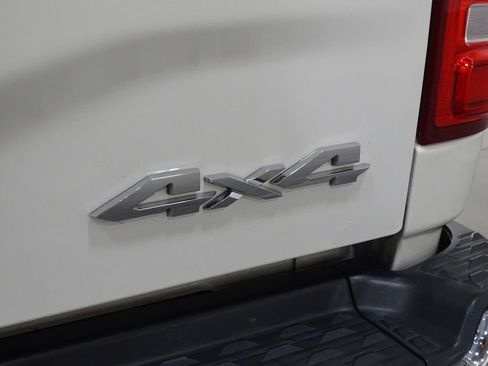 Used 2019 RAM 2500 Limited image 46
