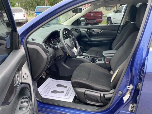 Used 2019 Nissan Rogue Sport S image 8