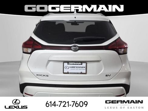 Used 2024 Nissan Kicks SV FWD image 10