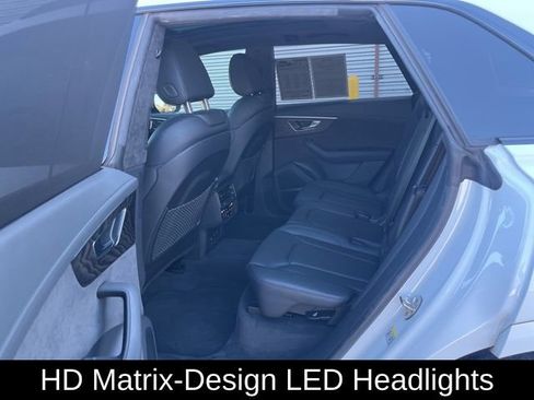 Used 2021 Audi Q8 Prestige image 32