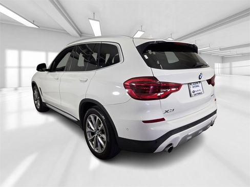 Used 2019 BMW X3 sDrive30i image 4
