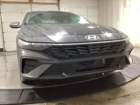 New 2026 Hyundai Elantra Blue image 2