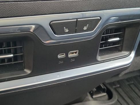 Certified 2022 GMC Sierra 1500 Denali AWD/4WD image 19