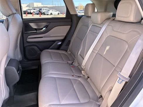 Used 2021 Lincoln Corsair AWD image 20