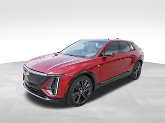 New 2025 Cadillac Lyriq Sport video 2