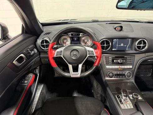 Used 2016 Mercedes-Benz SL 550 w/ Mille Miglia Edition image 32