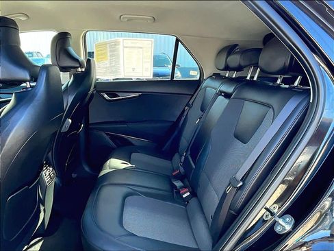 Used 2024 Kia Niro Wind image 15