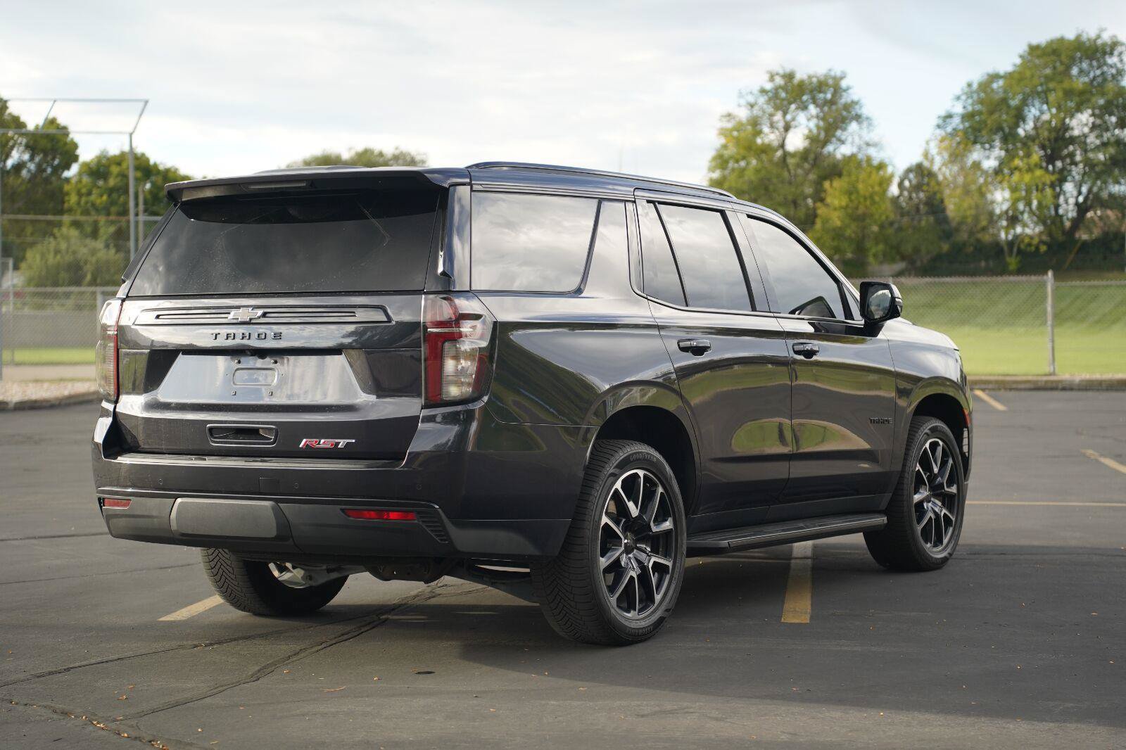 Used 2023 Chevrolet Tahoe RST w/ Luxury Package AWD/4WD image 5