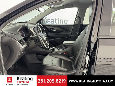 Used 2024 GMC Terrain SLT image 13