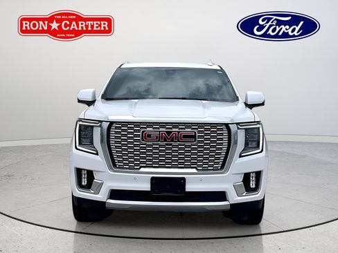 Used 2021 GMC Yukon Denali w/ Advanced Technology Package AWD/4WD image 2