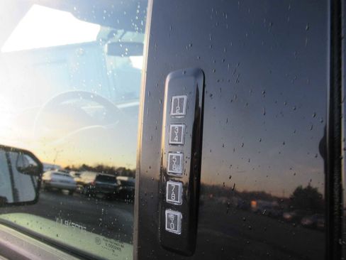 Used 2018 Ford F150 XLT w/ Equipment Group 301A Mid image 20