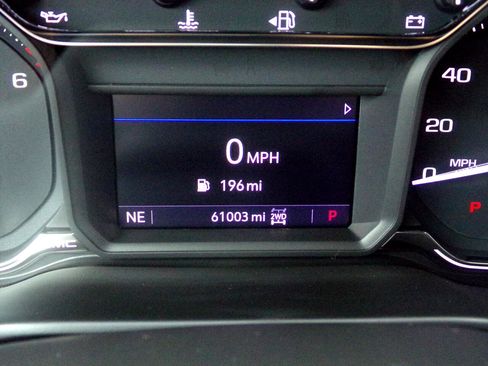 Used 2022 GMC Sierra 1500 Elevation image 9