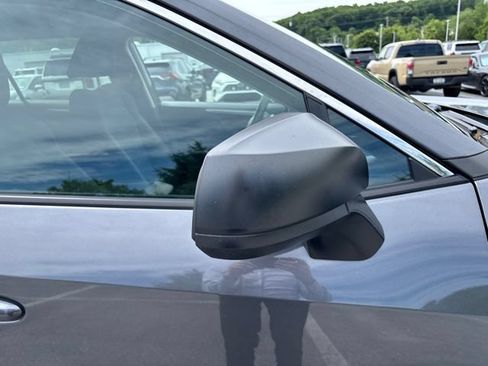 Certified 2023 Toyota RAV4 LE AWD/4WD image 5