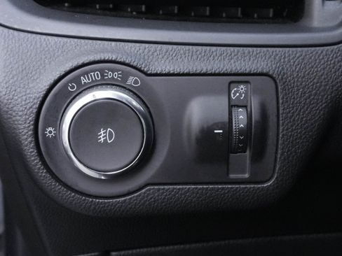 Used 2020 Buick Envision Essence w/ Experience Buick Package FWD image 16
