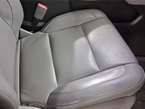 Used 2017 Chevrolet Tahoe LT image 22