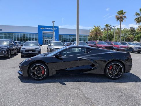Used 2022 Chevrolet Corvette Stingray Coupe w/ Z51 Performance Package RWD image 6