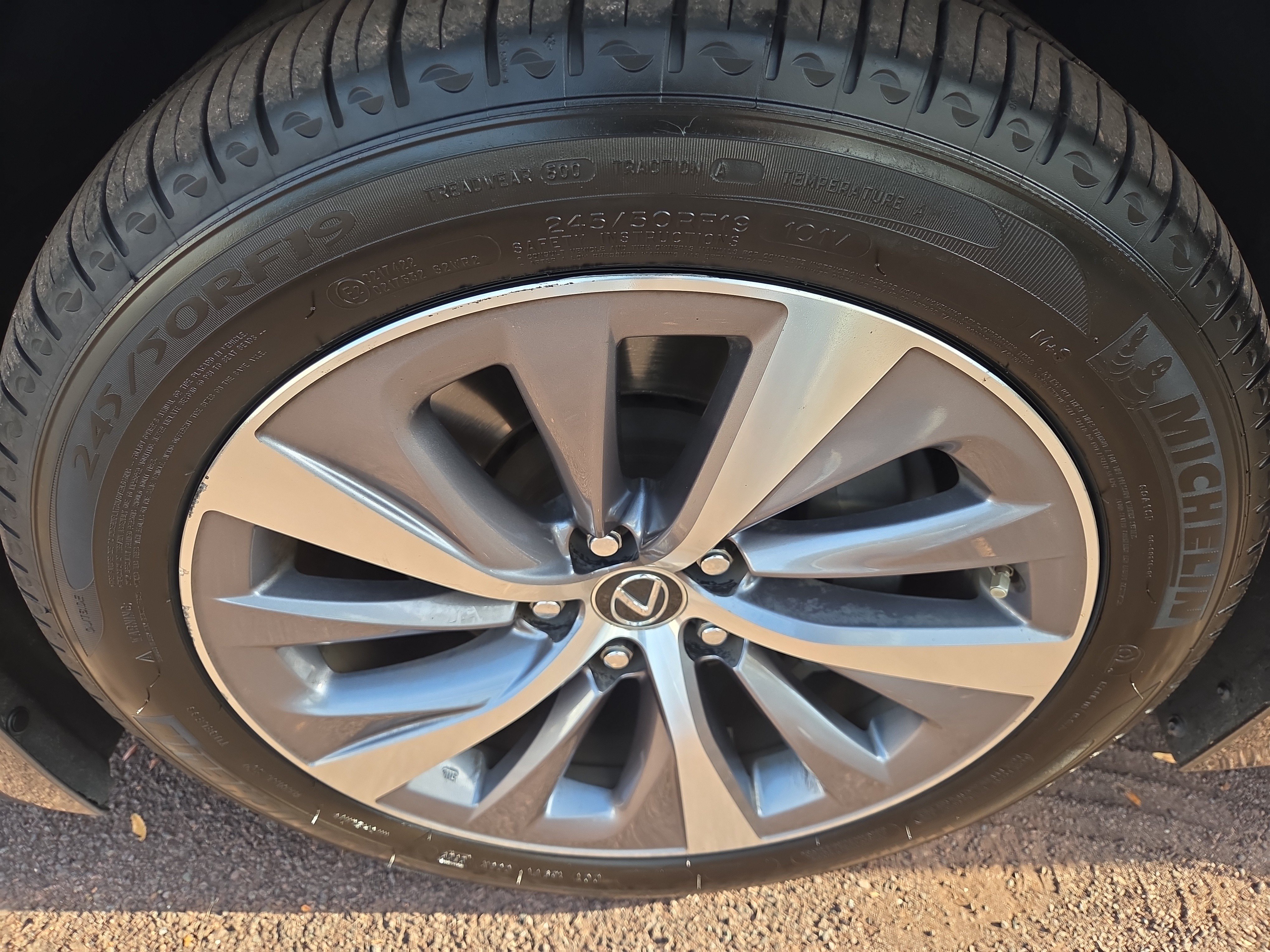 Used 2018 Lexus LS 500 AWD image 12