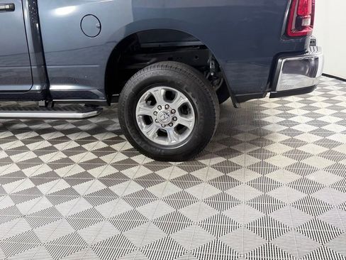 Used 2025 RAM 2500 Big Horn AWD/4WD image 13