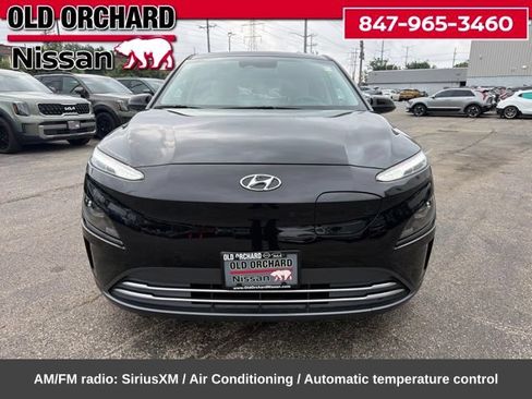 Used 2023 Hyundai Kona SE w/ Cargo Package FWD image 2