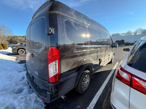 Used 2021 Ford Transit 150 Low Roof AWD image 4