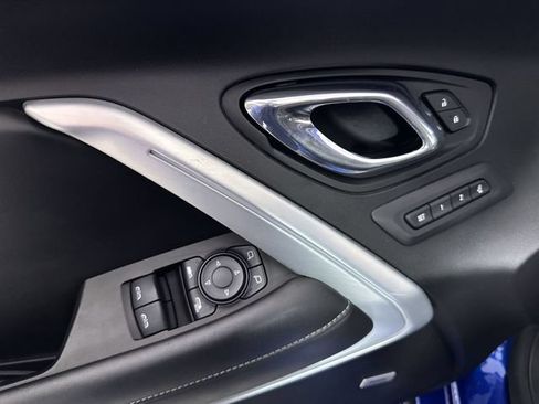 Used 2017 Chevrolet Camaro SS RWD image 24