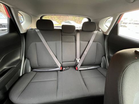 Used 2025 Hyundai Kona SEL image 36