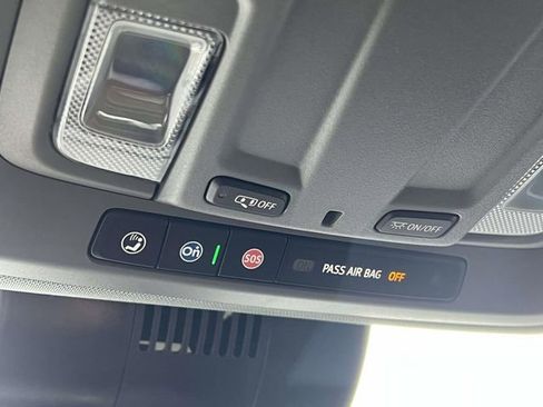 New 2026 GMC Sierra 1500 Elevation image 29