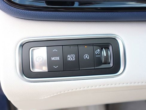 New 2026 Buick Enclave Avenir w/ Super Cruise Package image 7