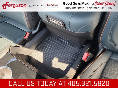 New 2026 GMC Yukon XL AT4 w/ AT4 Premium Package AWD/4WD image 36