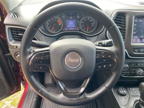 Used 2021 Jeep Cherokee Trailhawk w/ Technology Group image 13