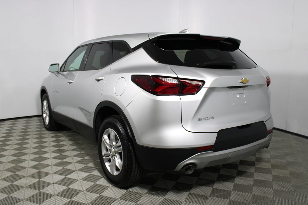 Used 2020 Chevrolet Blazer LT FWD image 27
