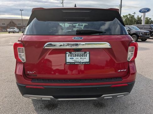 Used 2023 Ford Explorer XLT w/ Equipment Group 202A AWD/4WD image 16
