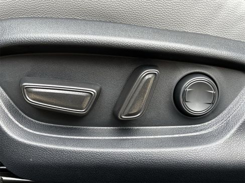 New 2026 Toyota Camry SE image 24