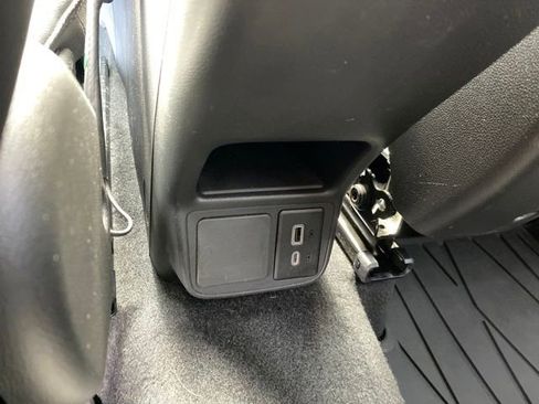 Certified 2023 Buick Encore GX Select AWD/4WD image 18