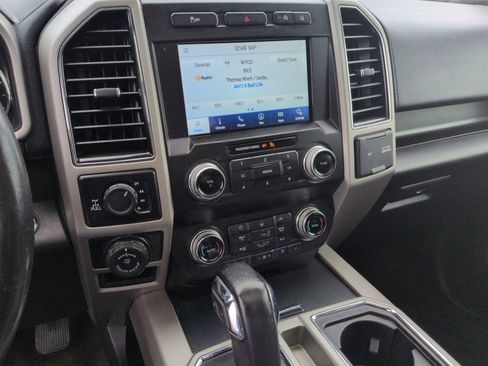 Used 2020 Ford F150 Lariat w/ Equipment Group 502A Luxury image 36