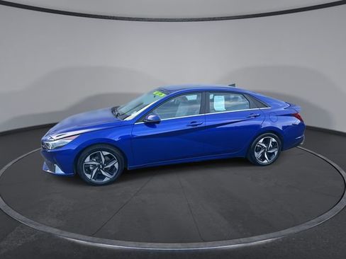 Used 2023 Hyundai Elantra Limited w/ Cargo Package FWD image 1