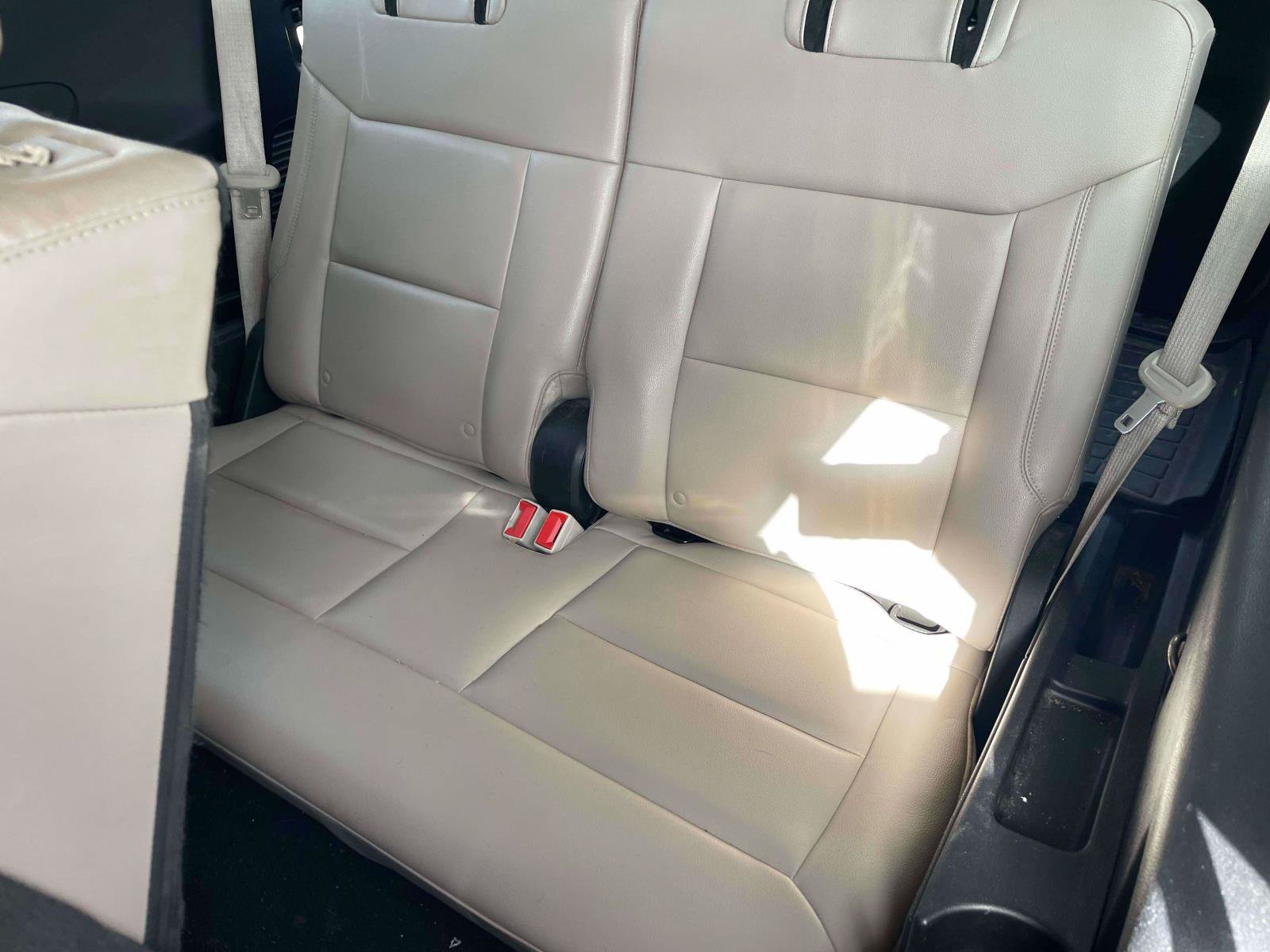 Used 2020 Ford Explorer Limited AWD/4WD image 16
