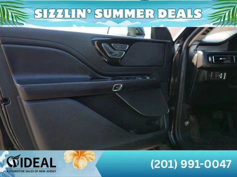 Used 2023 Lincoln Aviator AWD image 16