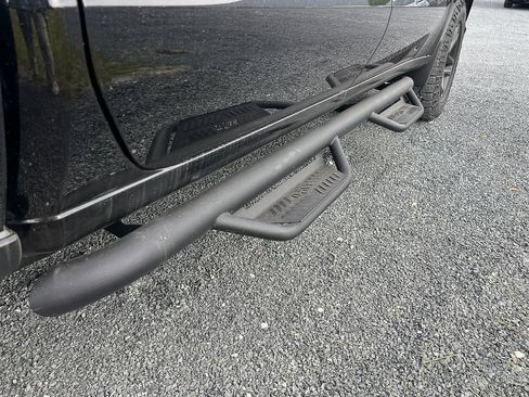 Used 2021 Chevrolet Silverado 1500 Custom Trail Boss AWD/4WD image 5