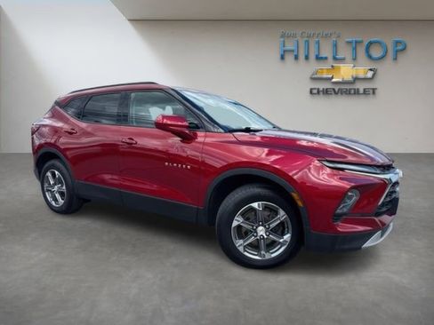 Used 2024 Chevrolet Blazer LT w/ Convenience Package AWD/4WD image 2