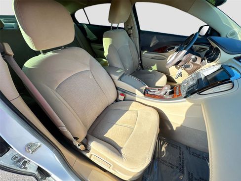 Used 2013 Buick LaCrosse image 24