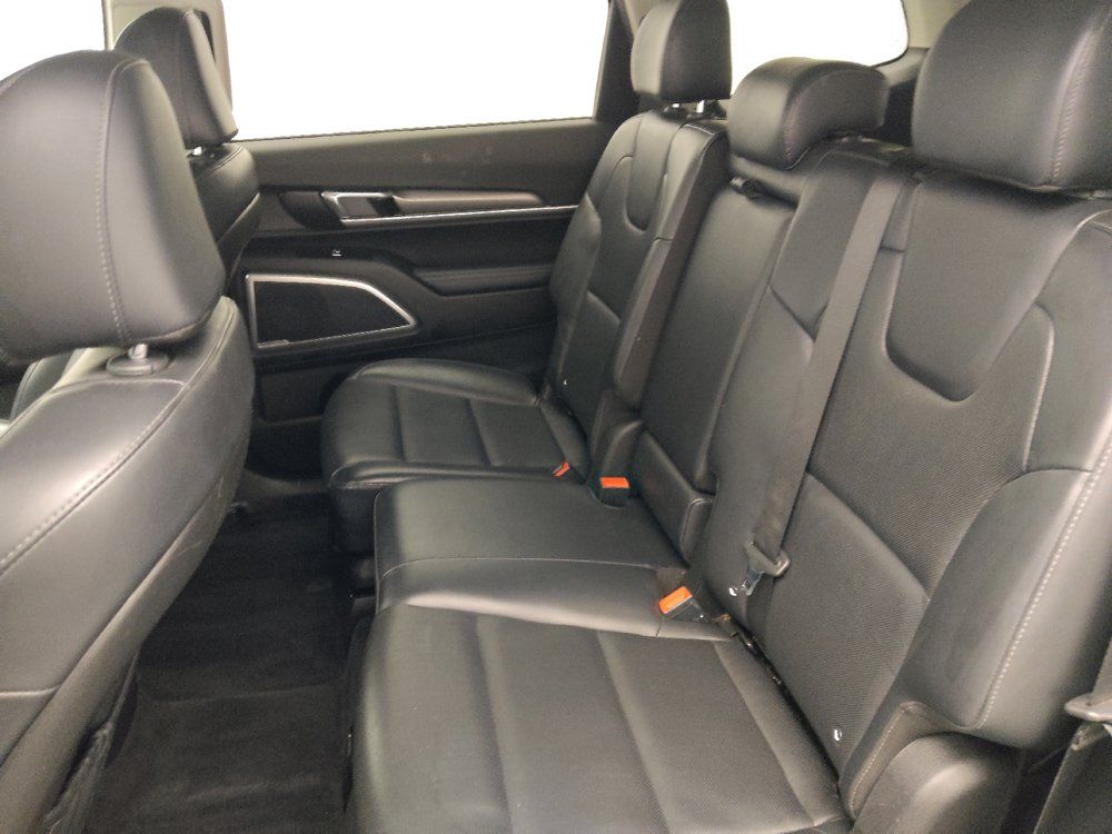 Used 2020 Kia Telluride LX AWD/4WD image 18