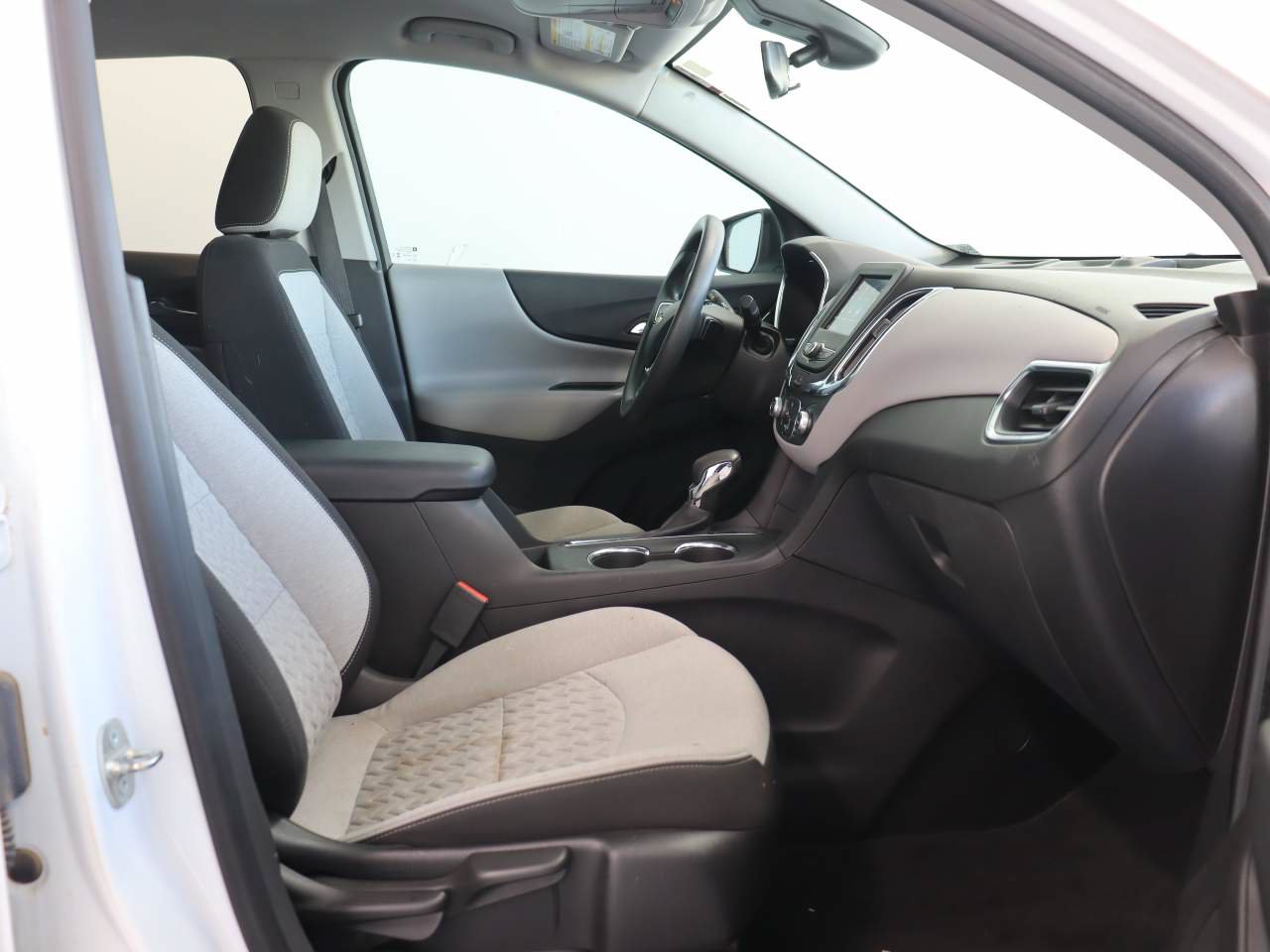 Certified 2023 Chevrolet Equinox LS w/ LS Convenience Package FWD image 18